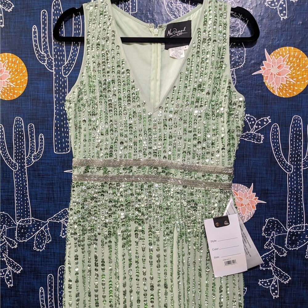 NWT Mac Duggal Sequined Sleeveless V Neck Midi Dress Sage Green Women's Size 4 - Picture 5 of 10